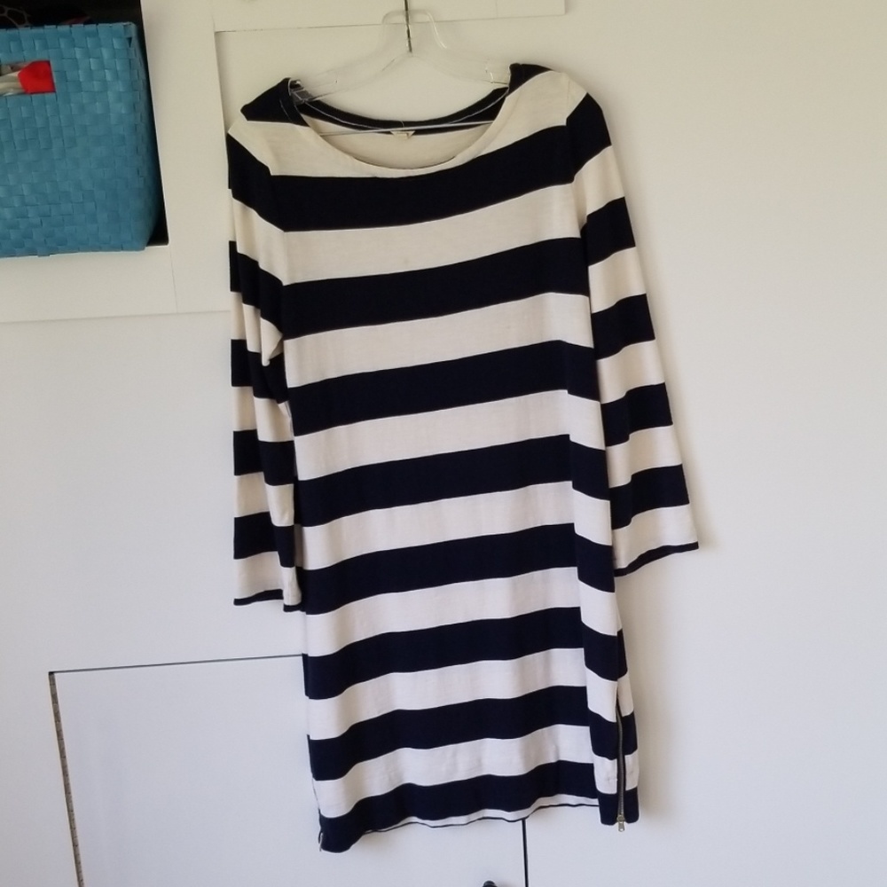 Long sleeve dresd